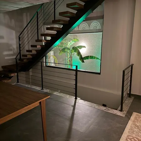 فيلة Sueper Vip Havuzlu Muestakil Odalar Banyolu Çeşme