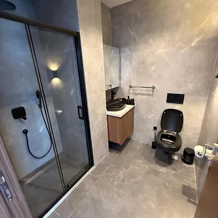 别墅 Sueper Vip Havuzlu Muestakil Odalar Banyolu Çeşme