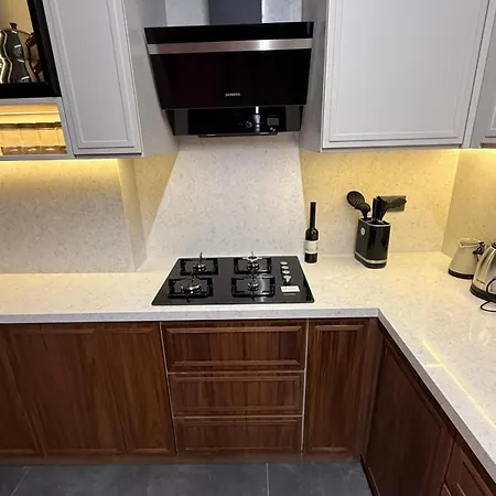 别墅 Sueper Vip Havuzlu Muestakil Odalar Banyolu Çeşme