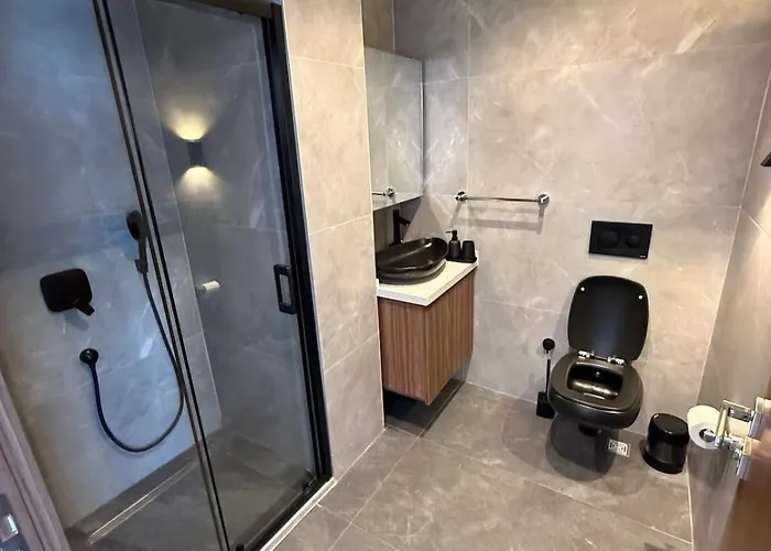 Βίλα Sueper Vip Havuzlu Muestakil Odalar Banyolu Çeşme