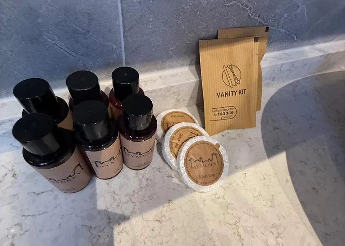 Βίλα Sueper Vip Havuzlu Muestakil Odalar Banyolu Çeşme